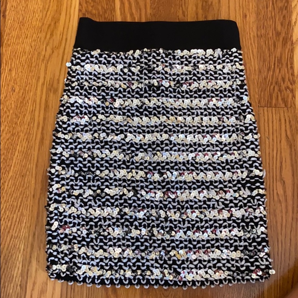 Sequence Skirt